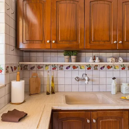 Giardino Apt, Comfort With Views To Remember! * Réthymnon