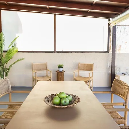 Giardino Apt, Comfort With Views To Remember!
