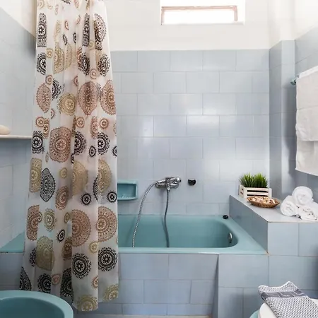 Apartment Giardino Apt, Comfort With Views To Remember! *