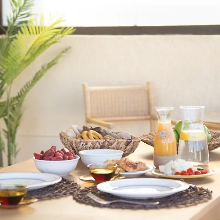 Apartment Giardino Apt, Comfort With Views To Remember!